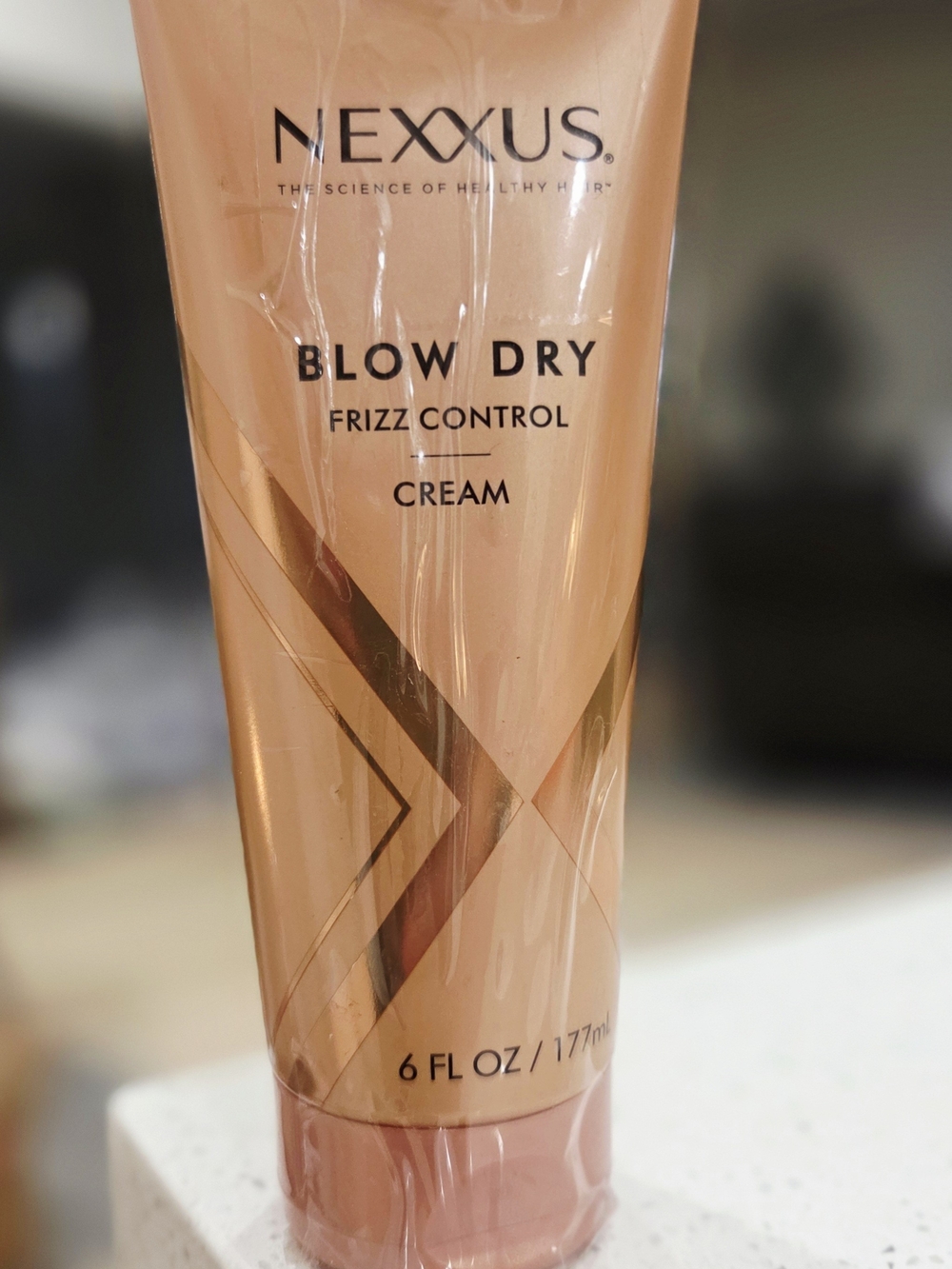 Nexxus Blow Dry Frizz Control Cream - Rose Gold